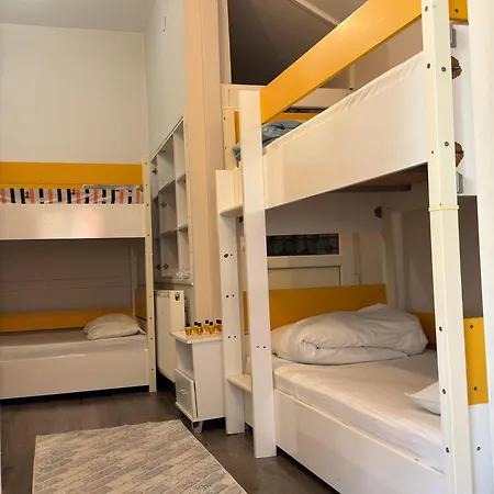 בית אירוח Limon